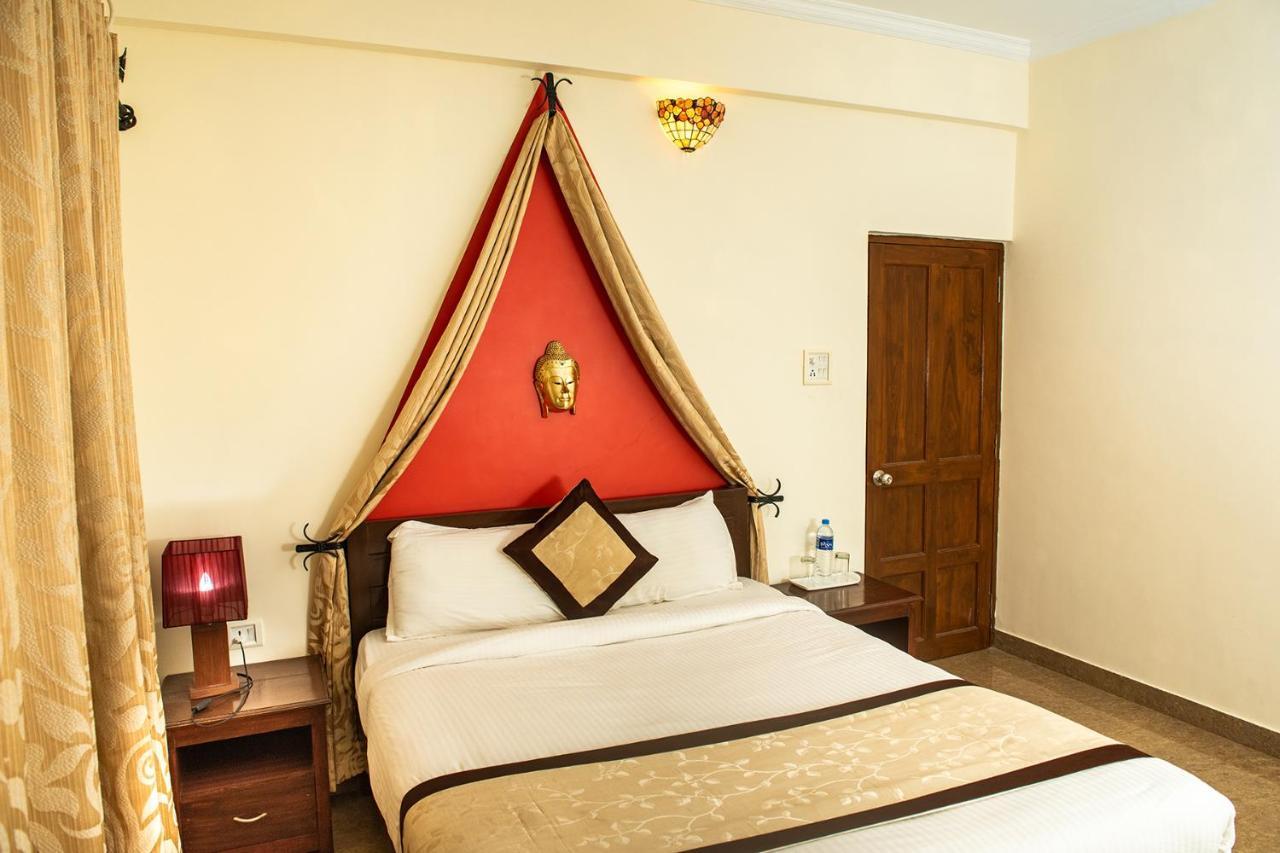 แฟ็บโฮเต็ล ไมตรี สวีท ลีฟวิง Hotel บากา ภายนอก รูปภาพ