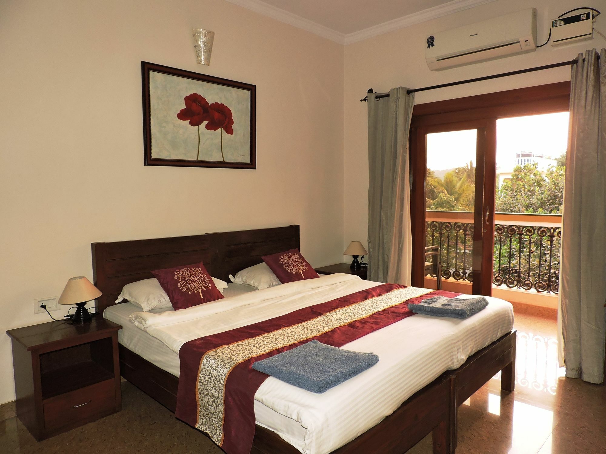 แฟ็บโฮเต็ล ไมตรี สวีท ลีฟวิง Hotel บากา ภายนอก รูปภาพ