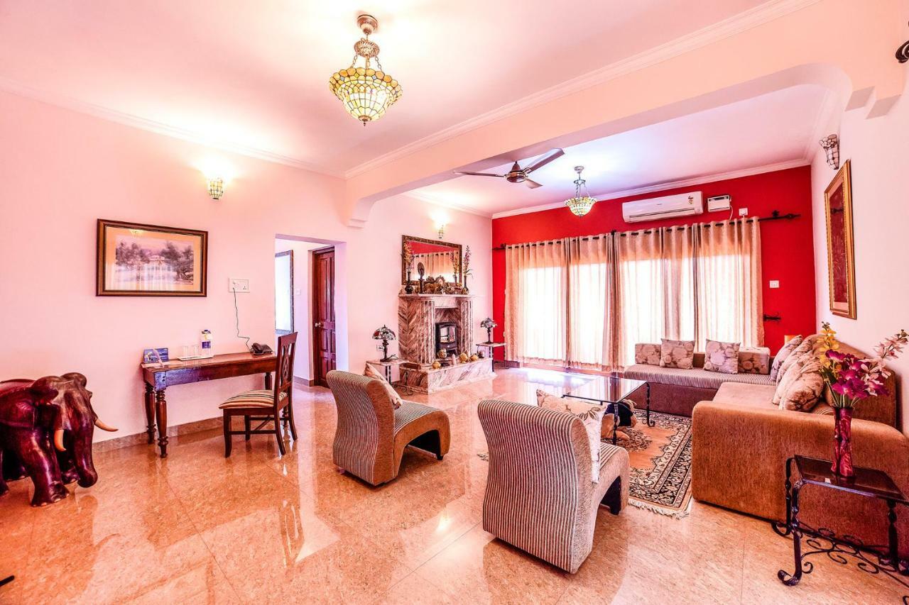 แฟ็บโฮเต็ล ไมตรี สวีท ลีฟวิง Hotel บากา ภายนอก รูปภาพ